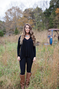 Traditional Chic Black Long Sleeve Top
