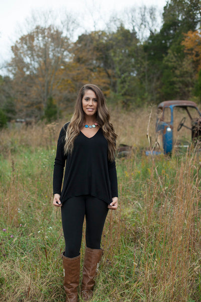 Traditional Chic Black Long Sleeve Top